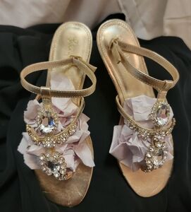 Lilly Pulitzer Katelyn Elegant Gold Embellished Women's Sandals